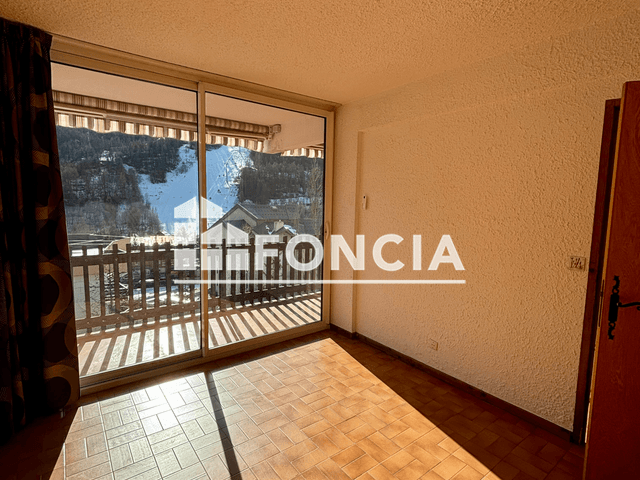Appartement meublé 2 pièces (50.75 m²) à louer - Saint Chaffrey (05330)