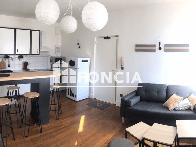 Appartement meublé 2 pièces (44.03 m²) à louer - Besancon (25000)
