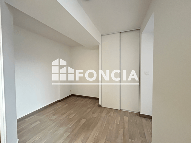 Appartement 3 pièces (35.02 m²) à louer - Rochefort (17300)