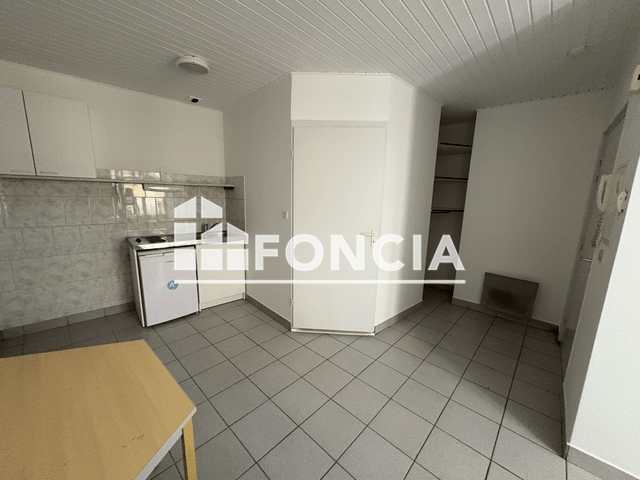 Studio (25 m²) à louer - Besancon (25000)