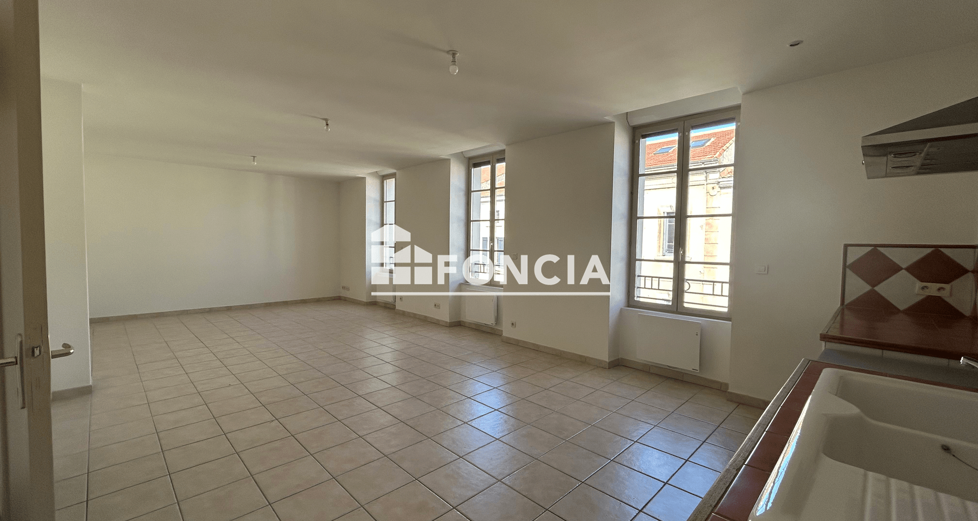 Appartement 3 pièces (77.7 m²) à louer - Orange (84100)