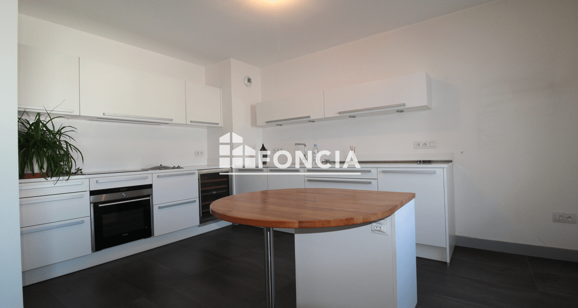 Appartement 3 pièces (83.81 m²) à louer - Grenoble (38000)