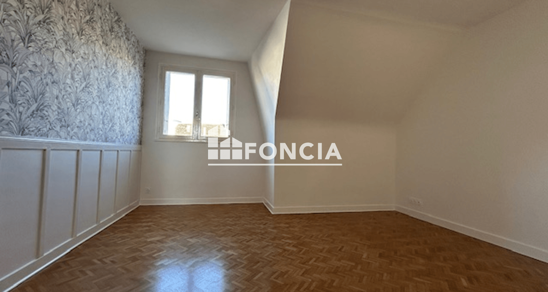 Appartement 2 pièces (45.06 m²) à louer - Douarnenez (29100)