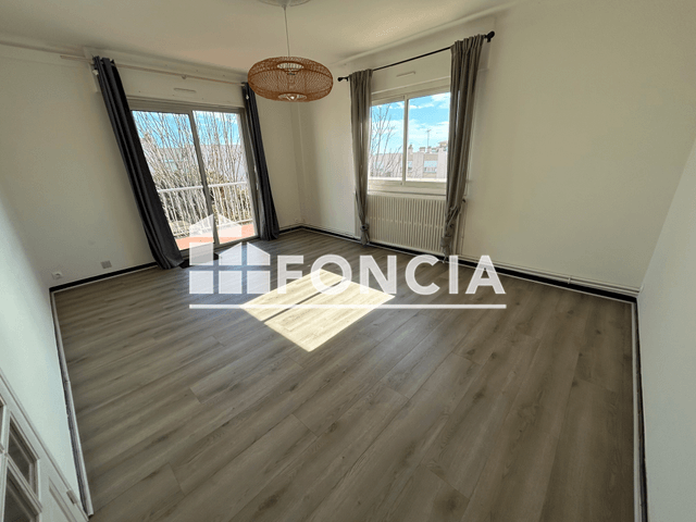Appartement 4 pièces (79.7 m²) à louer - Sete (34200)
