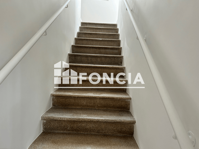 Appartement 4 pièces (80 m²) à louer - Sanary (83110)