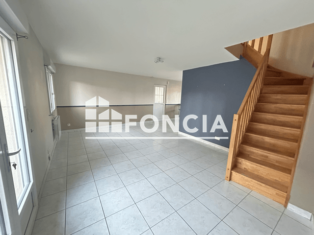 Maison 3 pièces (77.75 m²) à louer - Sissonne (02150)