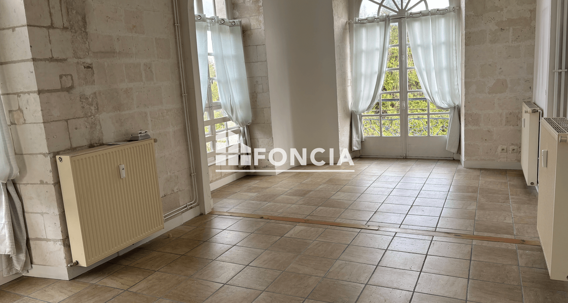 Appartement 3 pièces (104.25 m²) à vendre - Crouy-saint-pierre (80310)