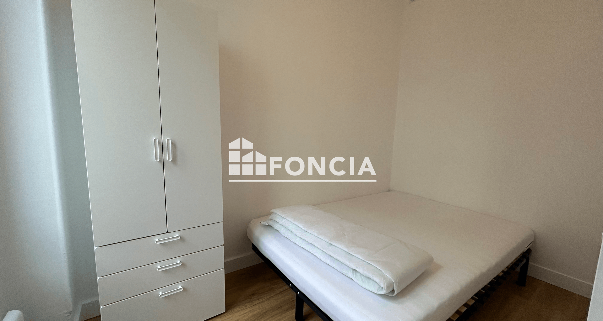 Appartement meublé 2 pièces (22.82 m²) à louer - Montrouge (92120)
