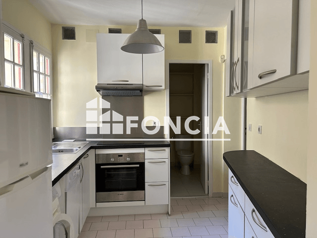 Appartement 2 pièces (48.92 m²) à louer - Uzes (30700)