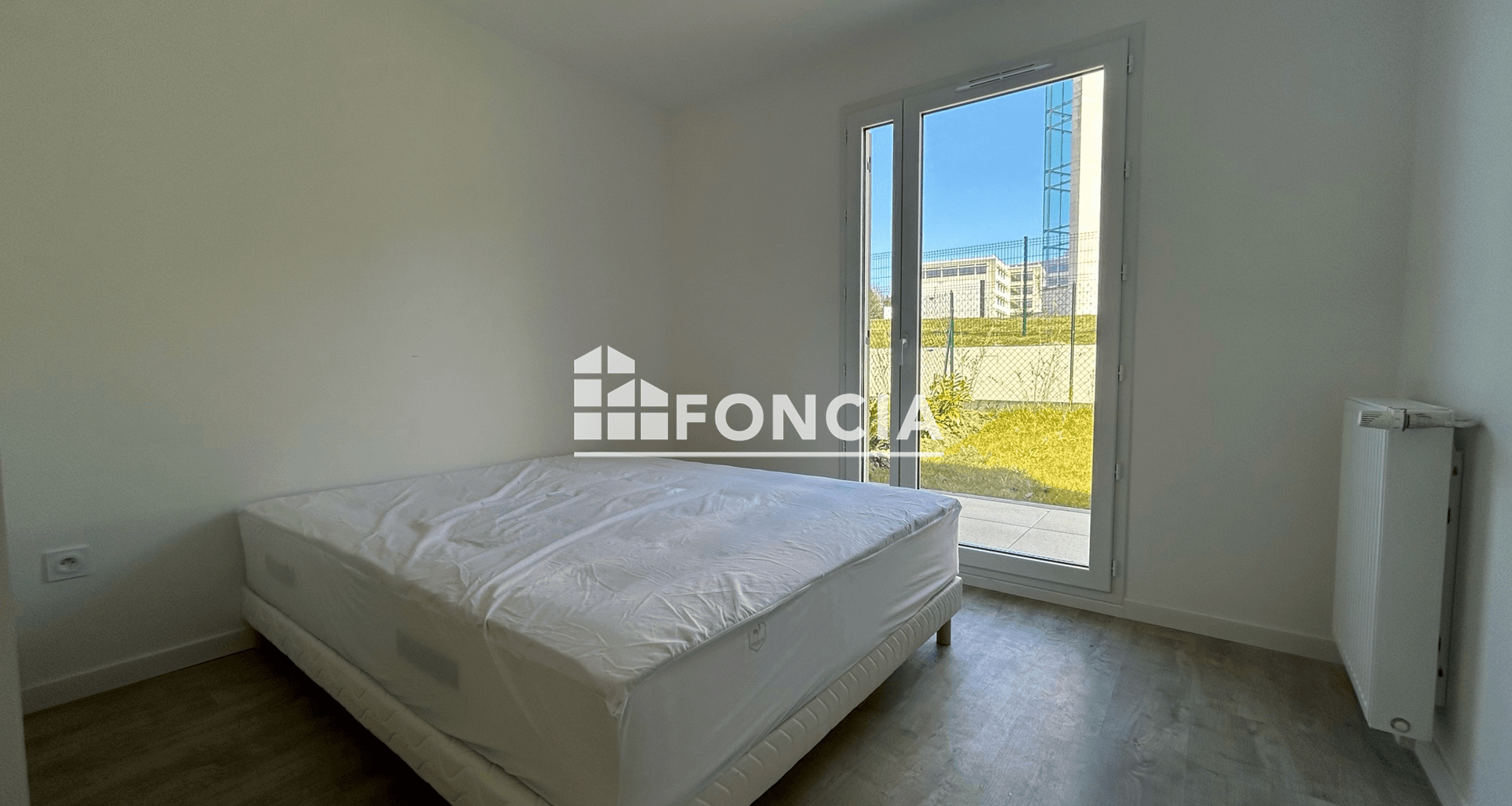 Appartement meublé 4 pièces (85.89 m²) à louer - Marly-le-roi (78160)