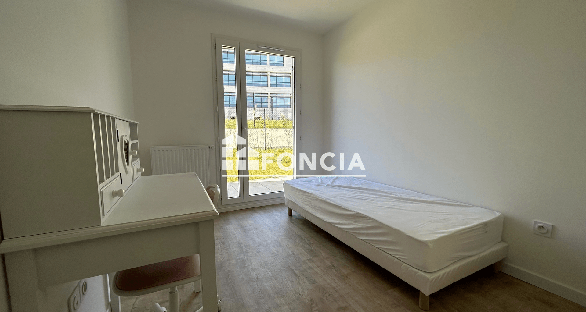Appartement meublé 4 pièces (85.89 m²) à louer - Marly-le-roi (78160)