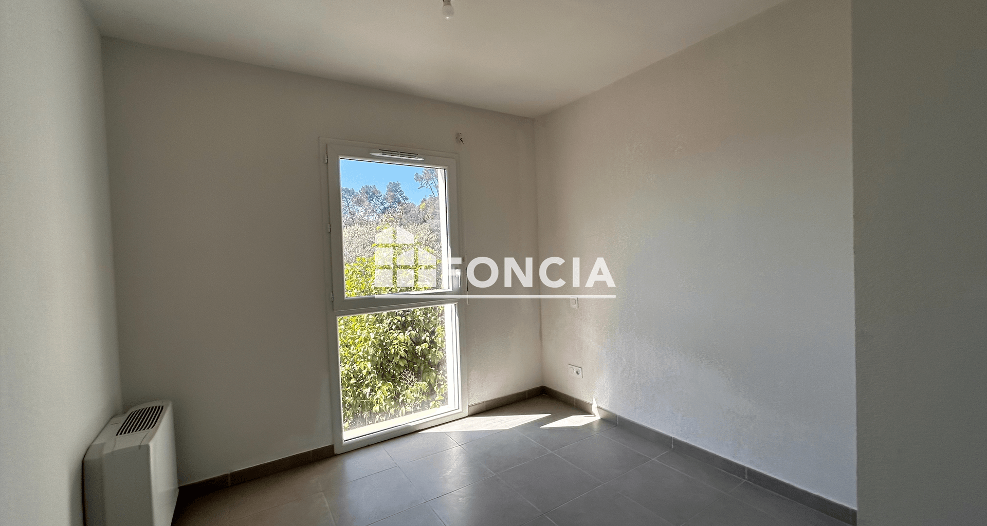 Maison 4 pièces (72.86 m²) à louer - Le Cannet-des-maures (83340)