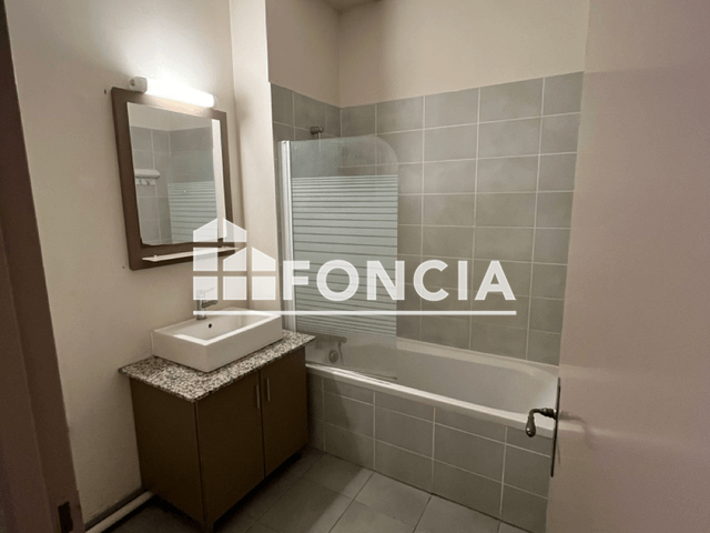 Appartement 3 pièces (69.72 m²) à louer - Bordeaux (33000)