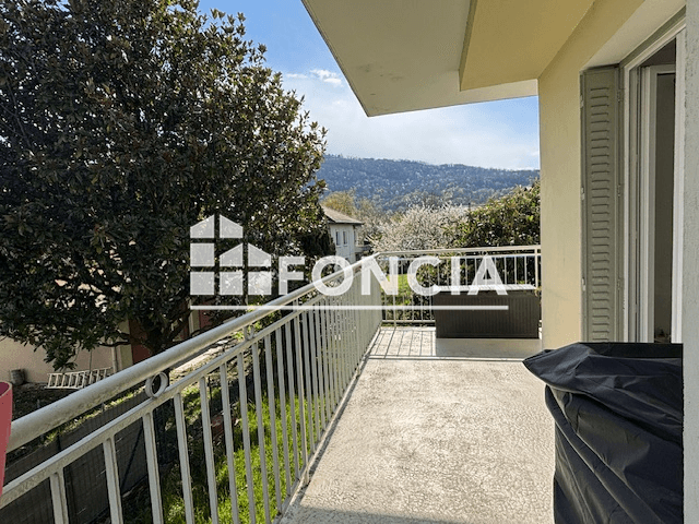 Appartement 4 pièces (118.3 m²) à louer - Eybens (38320)