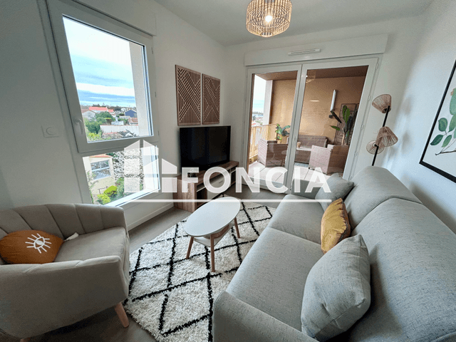 Appartement meublé 2 pièces (42.2 m²) à louer - Montaigu Vendee (85600)