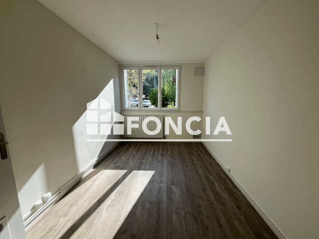 Appartement 2 pièces (34.8 m²) à louer - St-martin D'heres (38400)