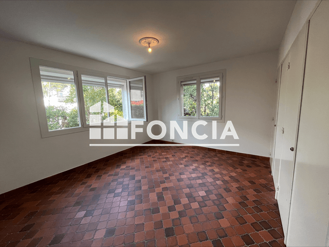 Appartement 3 pièces (90.35 m²) à louer - Saint-raphael (83700)