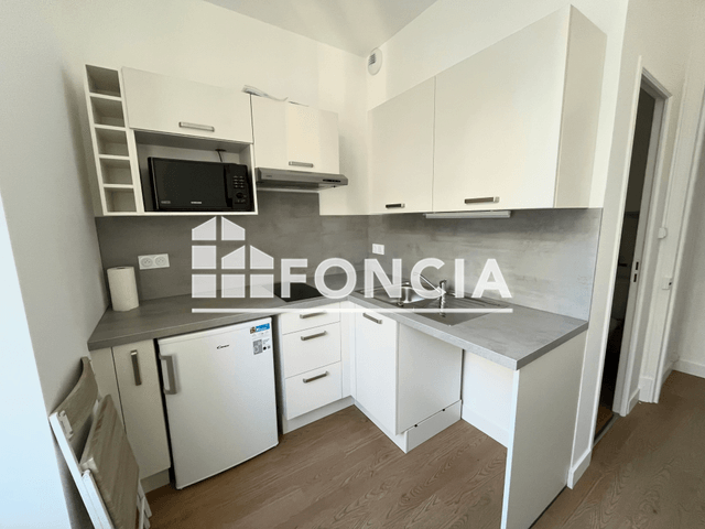 Studio meublé (28.06 m²) à louer - Grenoble (38000)