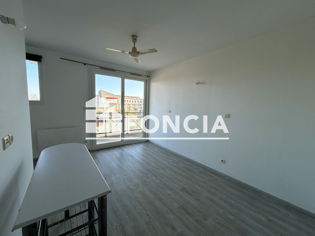 Studio (20.8 m²) à louer - Rochefort (17300)