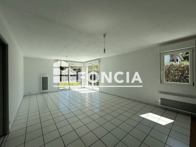 Maison 4 pièces (83 m²) à louer - Pujols (47300)