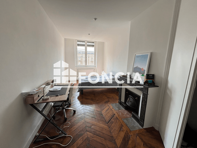 Appartement 3 pièces (90.98 m²) à louer - Lyon 1ᵉʳ (69001)