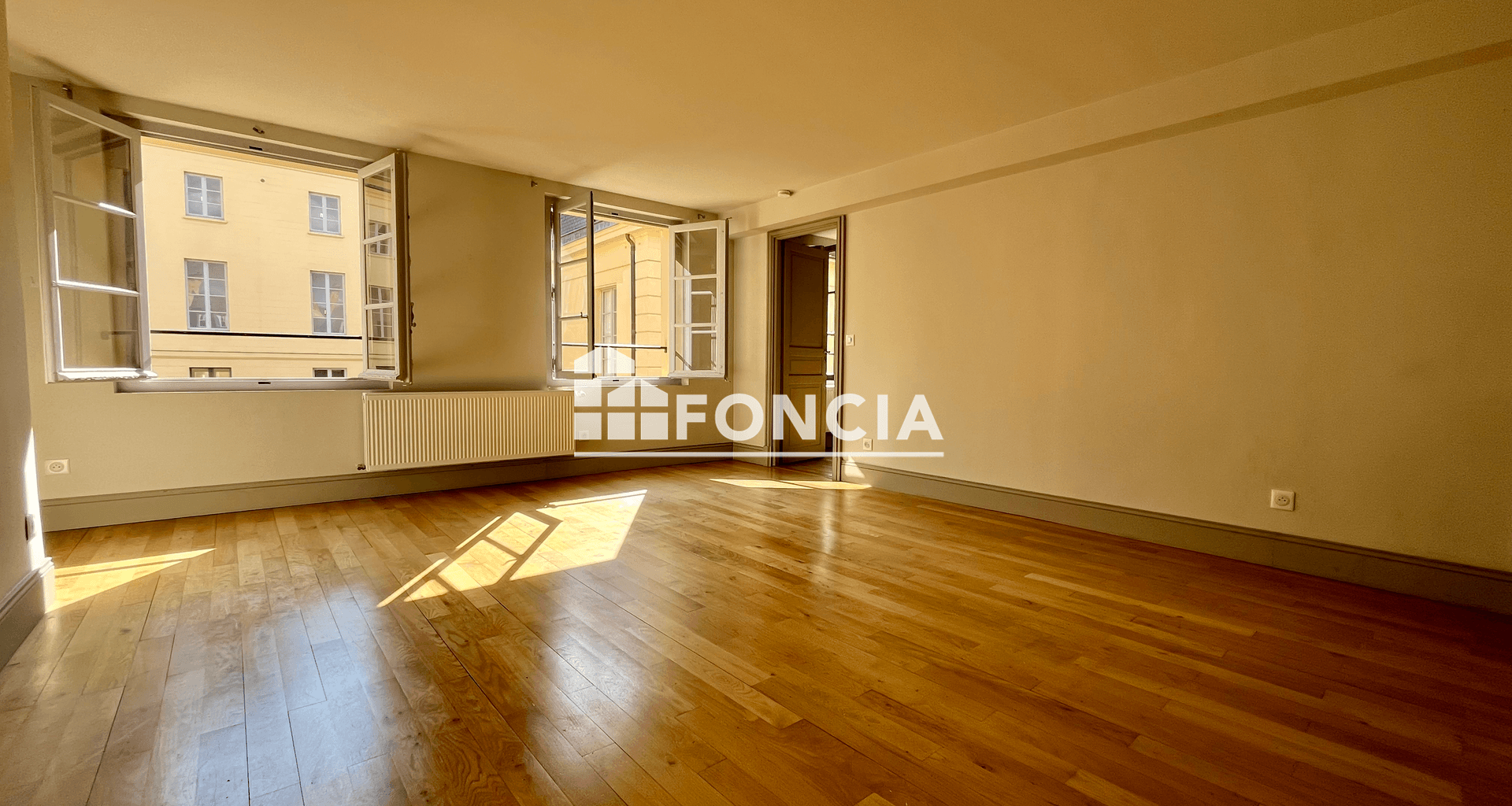Appartement 2 pièces (48.3 m²) à louer - Versailles (78000)