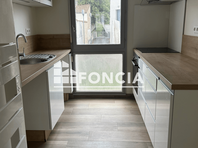 Appartement 4 pièces (90 m²) à louer - Niort (79000)