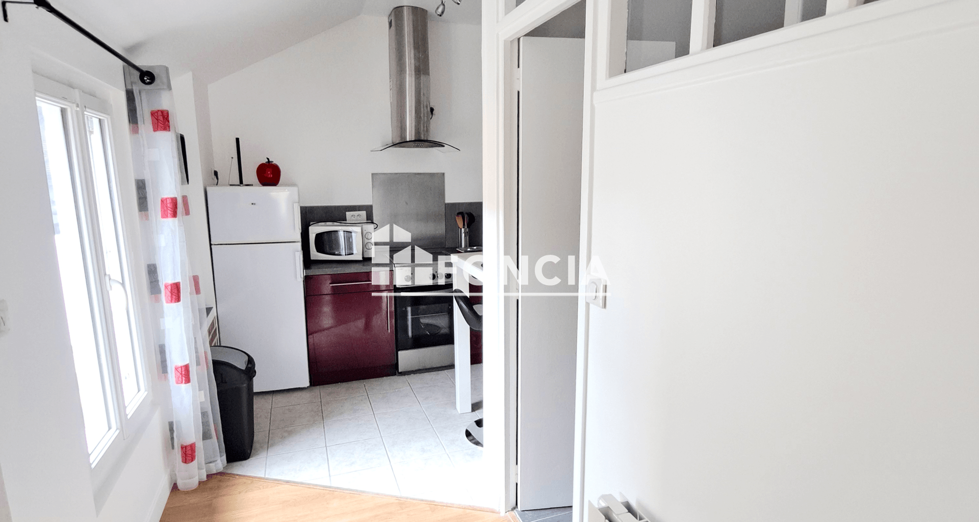 Studio meublé (27.68 m²) à louer - Bouafle (78410)