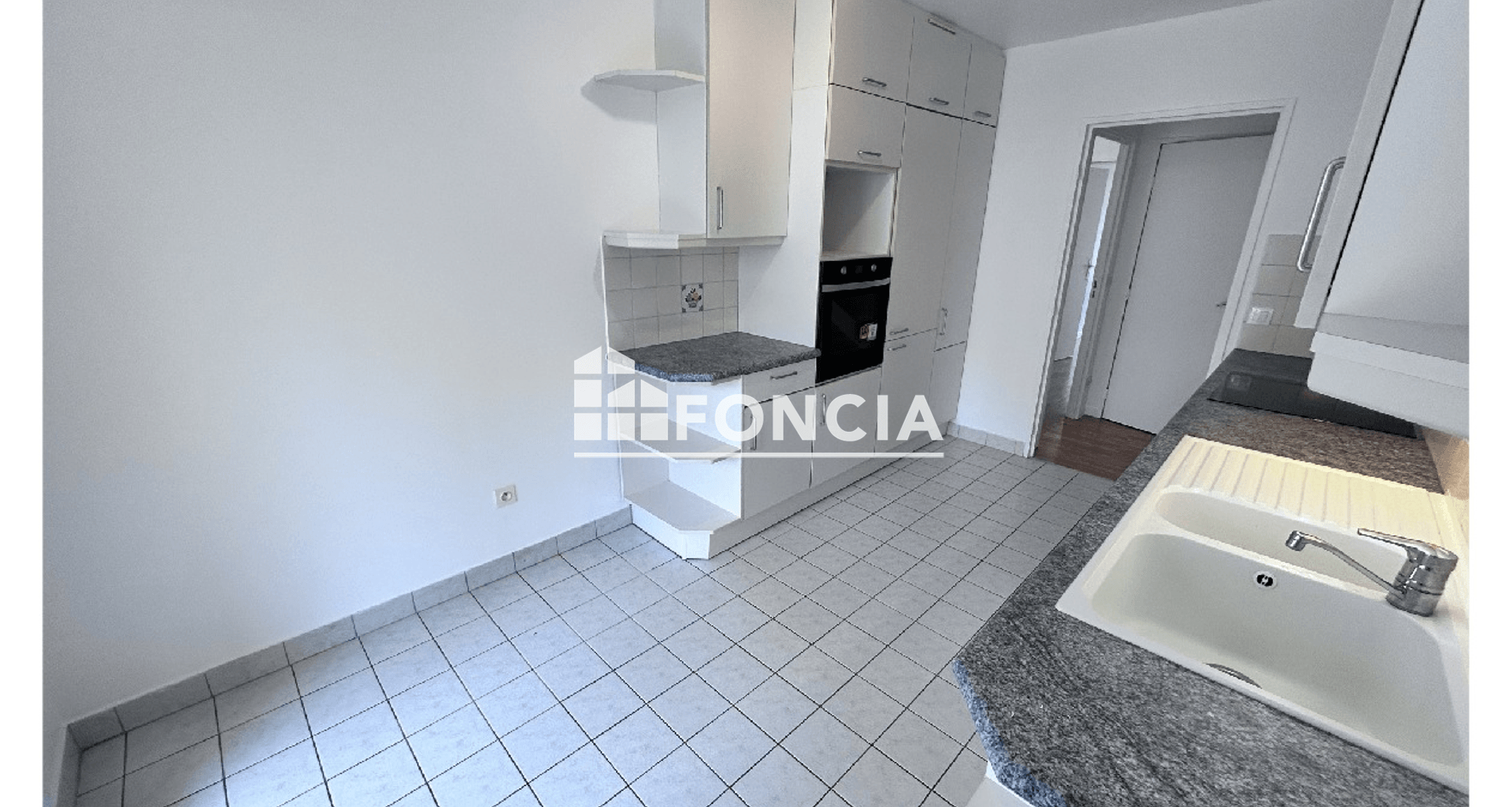 Appartement 4 pièces (102.12 m²) à louer - Rueil-malmaison (92500)