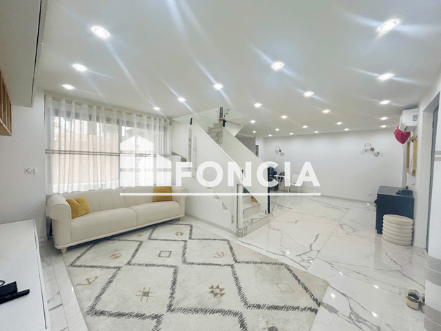 Maison 4 pièces (105.8 m²) à louer - Segny (01170)