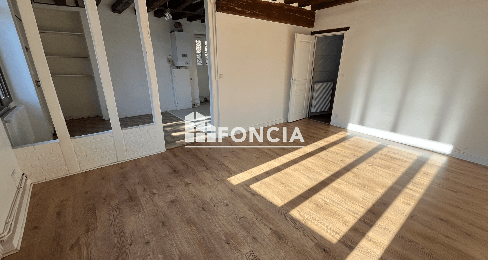 Studio (37.85 m²) à louer - Jouars-pontchartrain (78760)