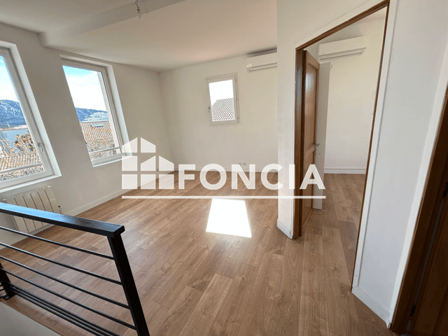 Appartement 2 pièces (45.05 m²) à louer - Marseille 8ᵉ (13008)