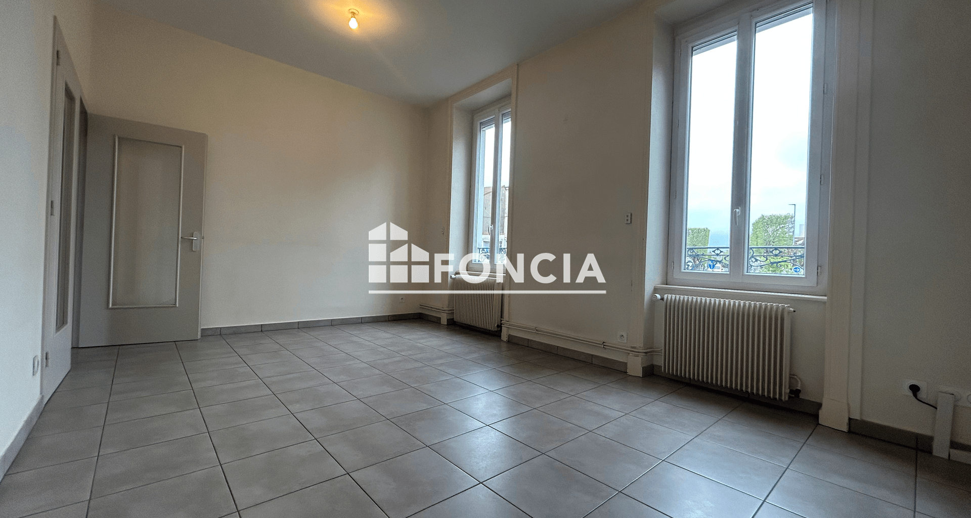 Appartement 2 pièces (59.93 m²) à louer - Roanne (42300)