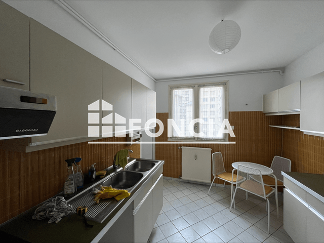 Appartement meublé 3 pièces (66.74 m²) à louer - Chambery (73000)