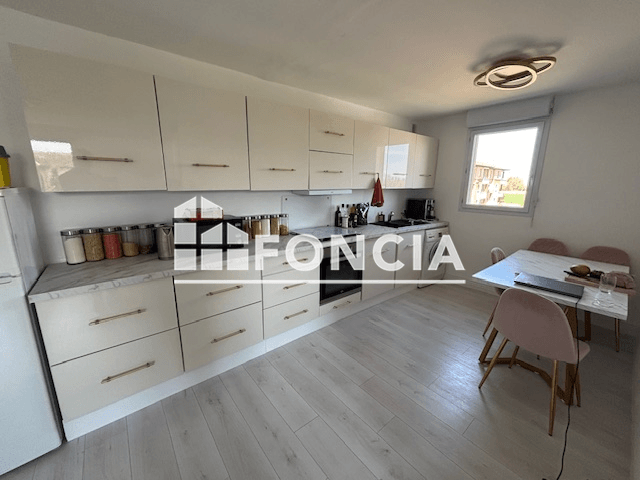Appartement meublé 3 pièces (60.69 m²) à louer - Seilh (31840)