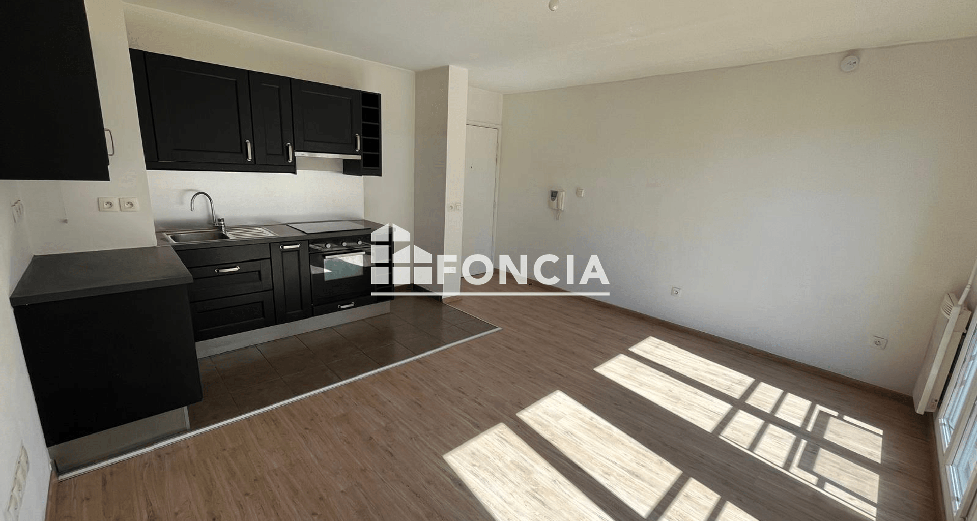Appartement 2 pièces (39 m²) à louer - Corbeil-essonnes (91100)