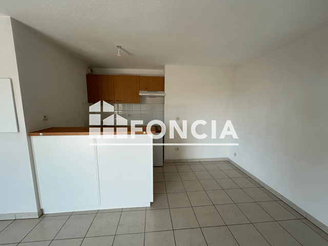 Appartement 2 pièces (43.05 m²) à louer - Castelsarrasin (82100)