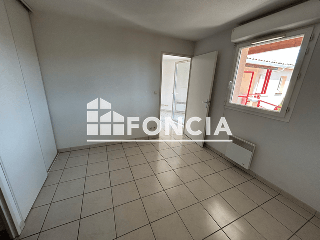 Appartement 2 pièces (43.05 m²) à louer - Castelsarrasin (82100)