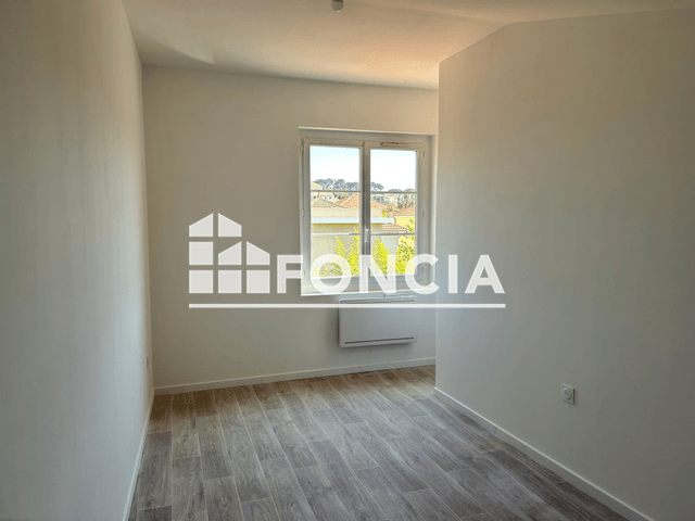 Appartement 4 pièces (80 m²) à louer - Sanary (83110)