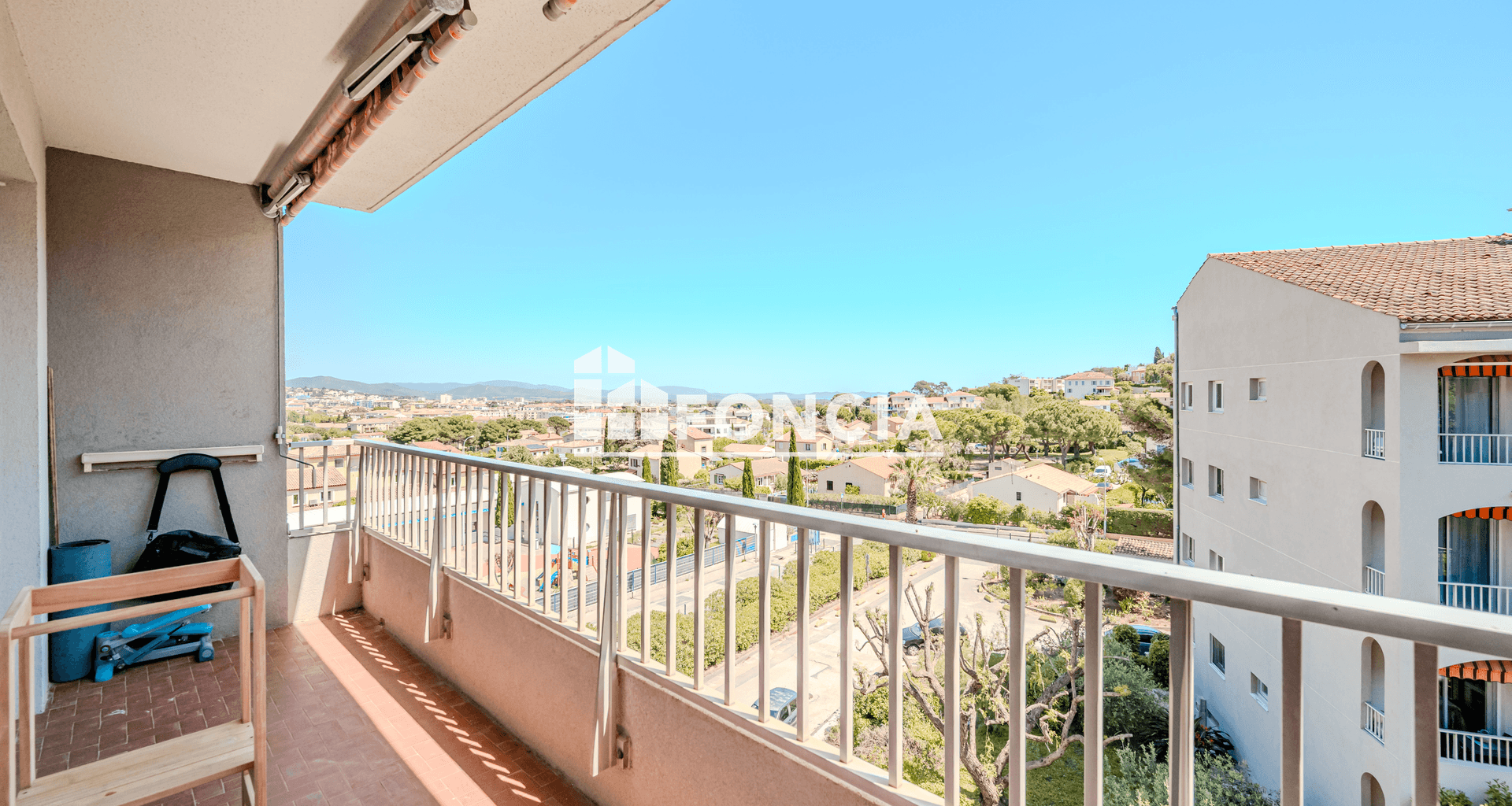 Appartement 4 pièces (104 m²) à vendre - Hyères (83400)