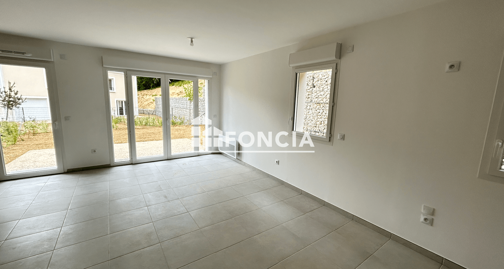 Appartement 4 pièces (78.3 m²) à louer - Saint-hilarion (78125)