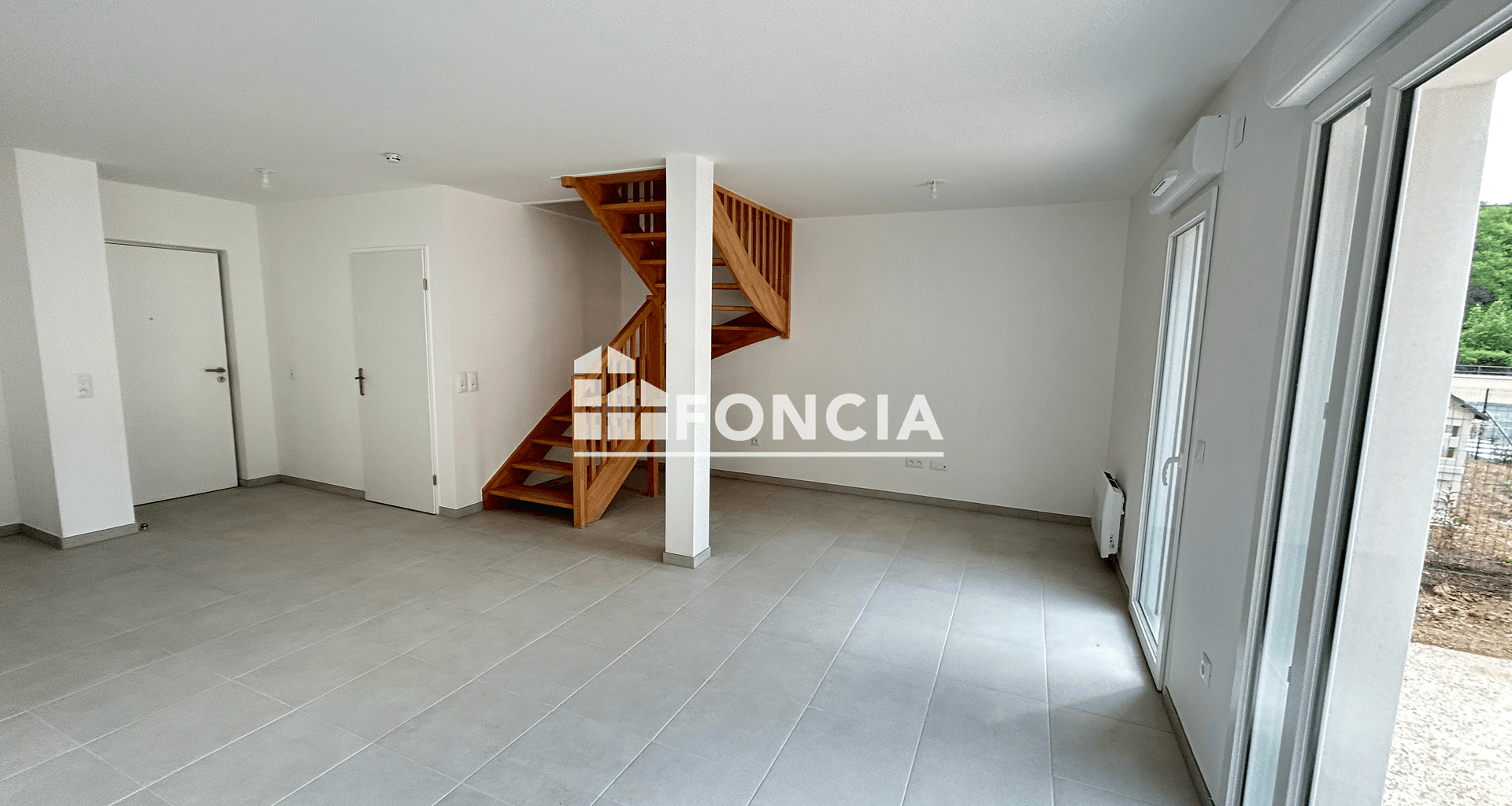 Appartement 4 pièces (78.3 m²) à louer - Saint-hilarion (78125)