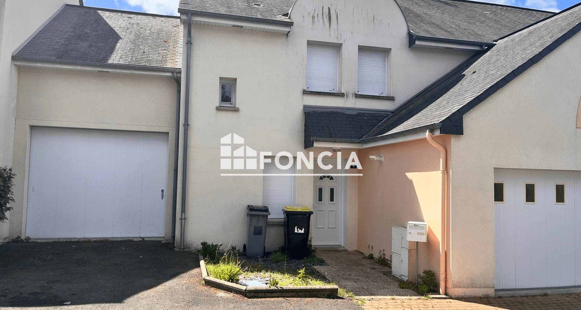 Maison 6 pièces (118 m²) à louer - Sablé-sur-sarthe (72300)