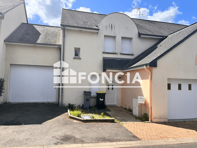 Maison 6 pièces (118 m²) à louer - Sable Sur Sarthe (72300)