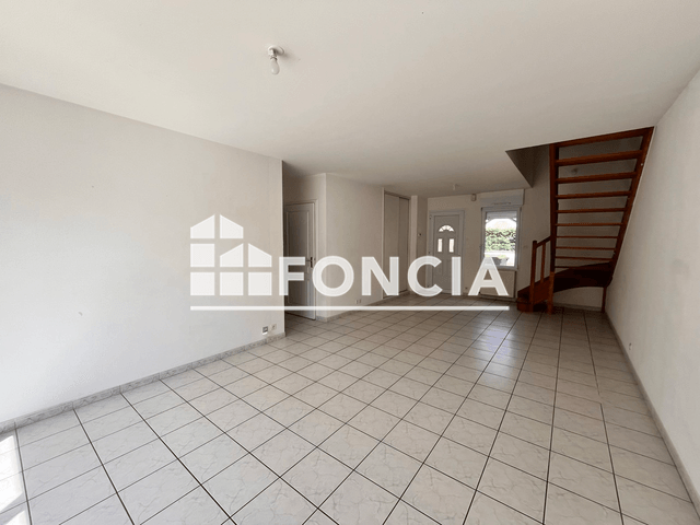 Maison 6 pièces (118 m²) à louer - Sable Sur Sarthe (72300)