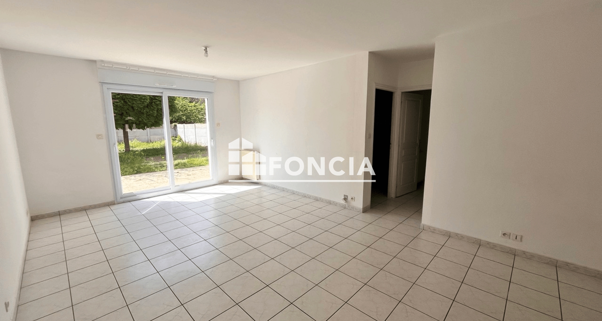 Maison 6 pièces (118 m²) à louer - Sablé-sur-sarthe (72300)