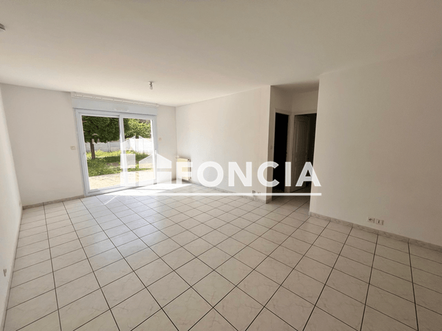 Maison 6 pièces (118 m²) à louer - Sable Sur Sarthe (72300)