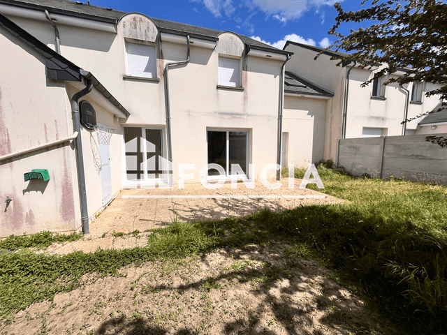 Maison 6 pièces (118 m²) à louer - Sable Sur Sarthe (72300)