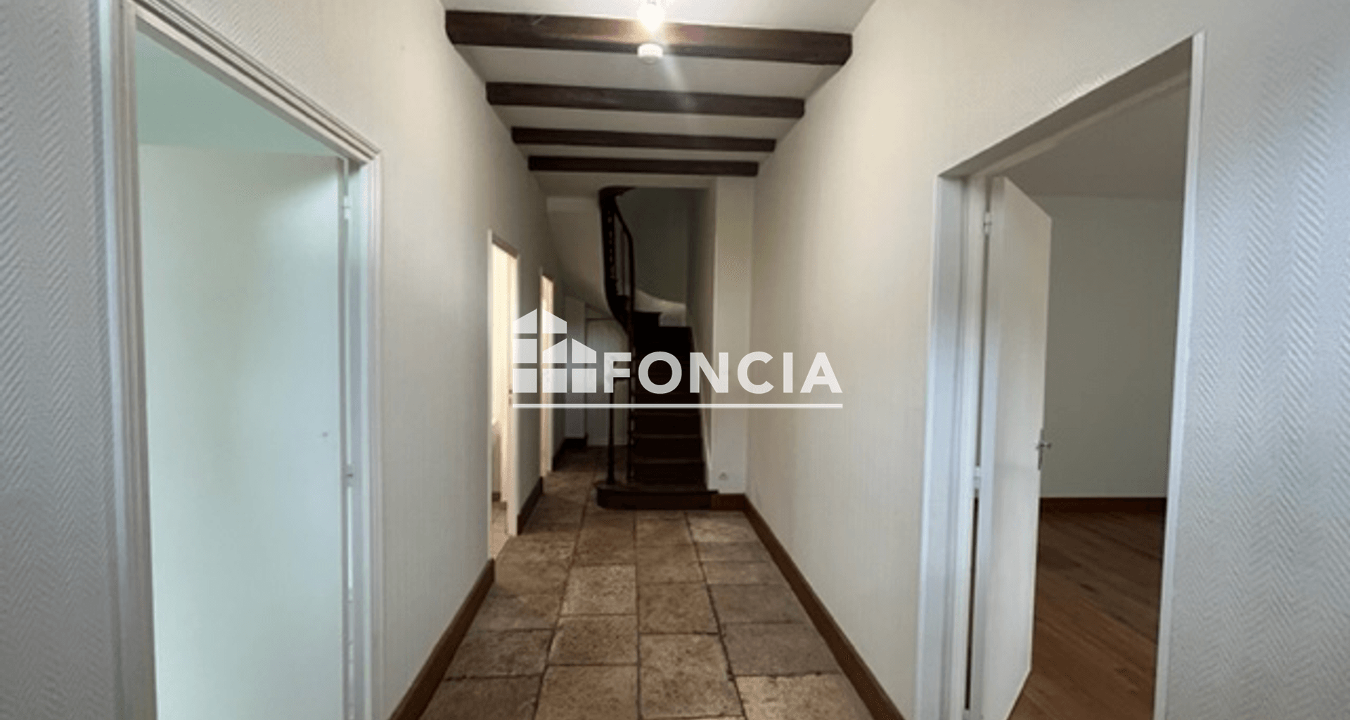 Maison 5 pièces (128 m²) à louer - Civaux (86320)