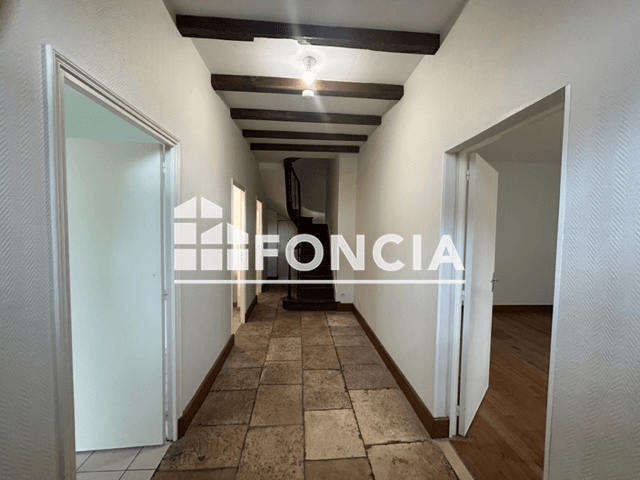 Maison 5 pièces (128 m²) à louer - Civaux (86320)
